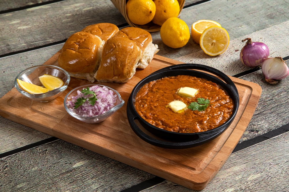 Bombay,Pav,Bhaji,,A,Spicy,Curry,Of,Mixed,Vegetables,(bhaji)